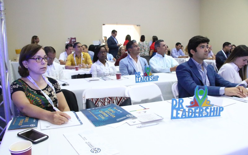 Parte del público que asistió al evento.
