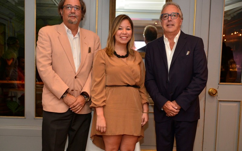 Artur Cabré, Elsa Ramírez y Oscar Apezteguia.